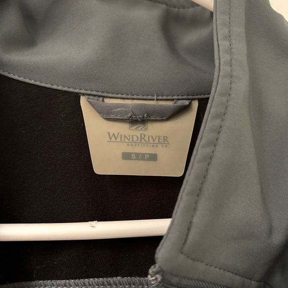 WINDRIVER grey jacket size small *never worn* - Picture 2 of 3